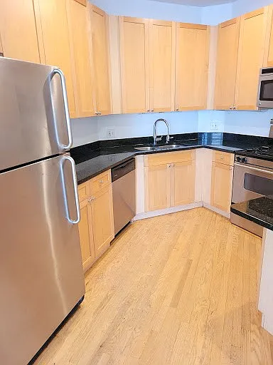 1216 N Lasalle St #2 — Photo 14