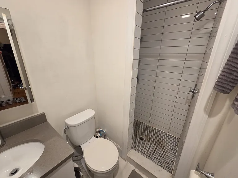 499 Beacon St #9 — Photo 9