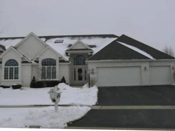 9039 Whispering Pine Curv, Sylvania, OH 43560