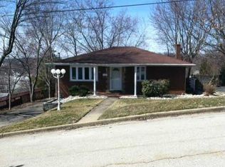 1205 Lynwood St, Jeannette, PA 15644