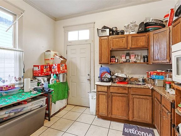 5th image of 504-06 S Murat St