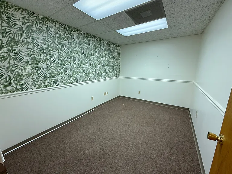 1230 Woodland Dr #116 — Photo 18