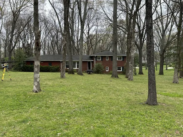 320 Gun Club Rd, Nashville, TN 37205