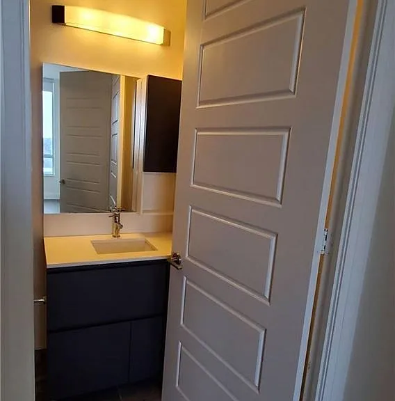 25 Water Walk Dr #Penthouse 17 — Photo 23