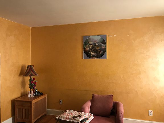 3rd image of 7 S Prospect Ave