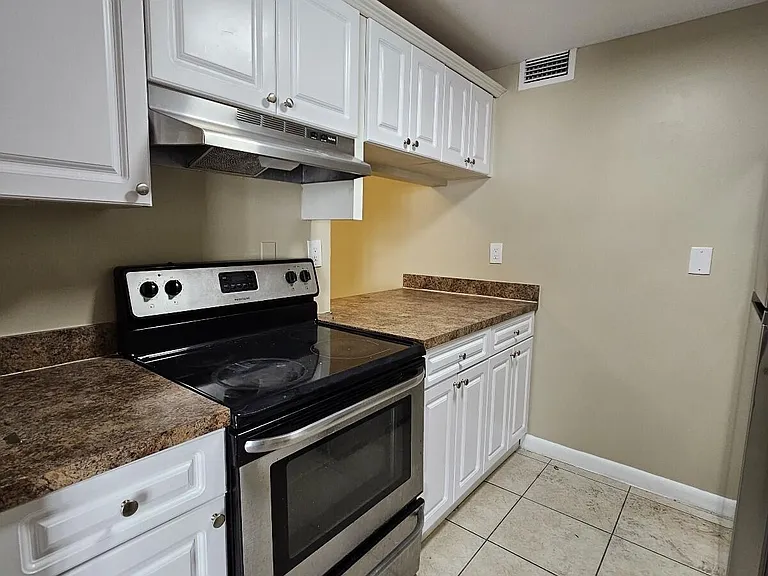 1720 N Congress Ave #107 — Photo 4