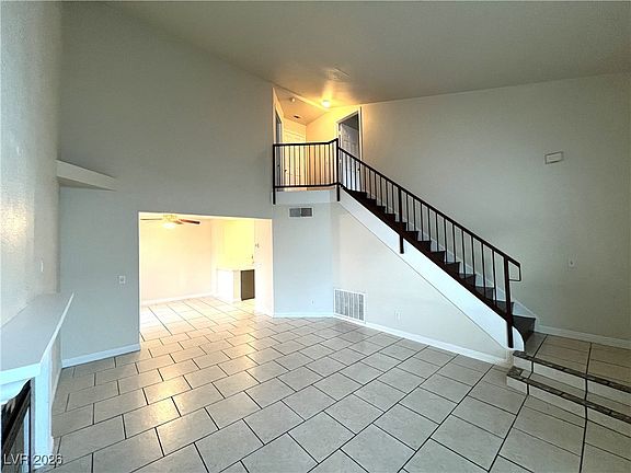 5th image of 7701 Almeria Ave