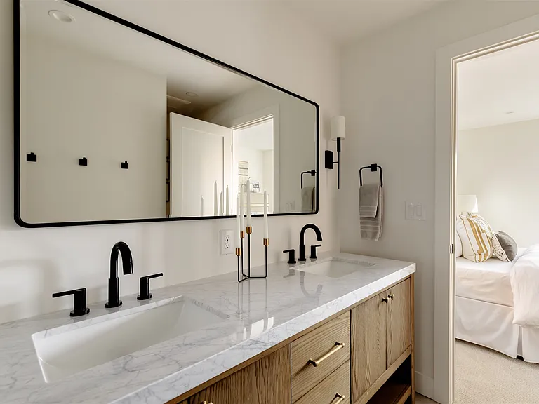 1749 N Williams St #2 — Photo 27