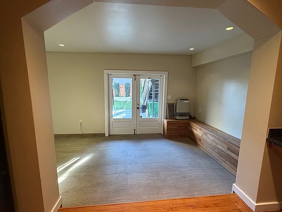 3rd image of 285 Madison St #1