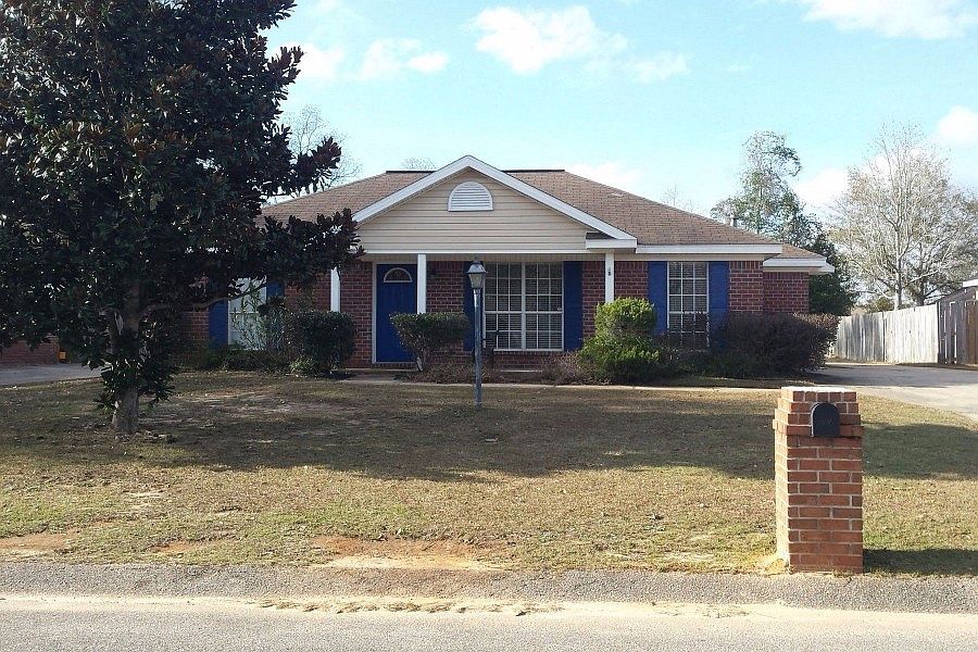 1st image of 1789 Woodmont Dr