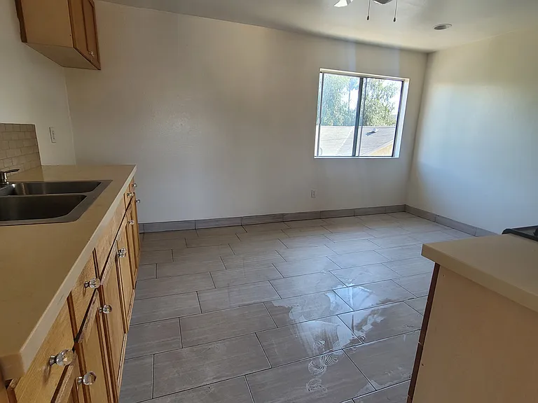 1038 N Ridgewood Pl #4 — Photo 20