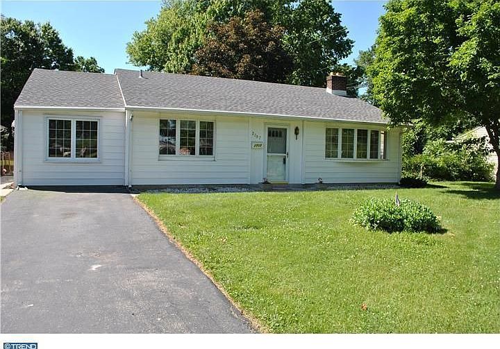 1st image of 2707 Green St