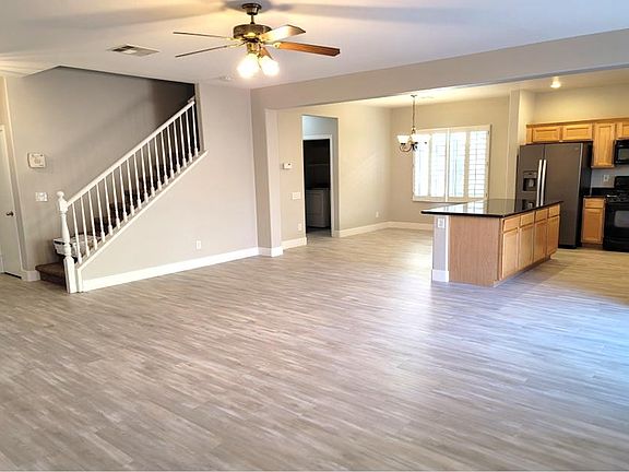5th image of 11228 Woodland Violet Ave