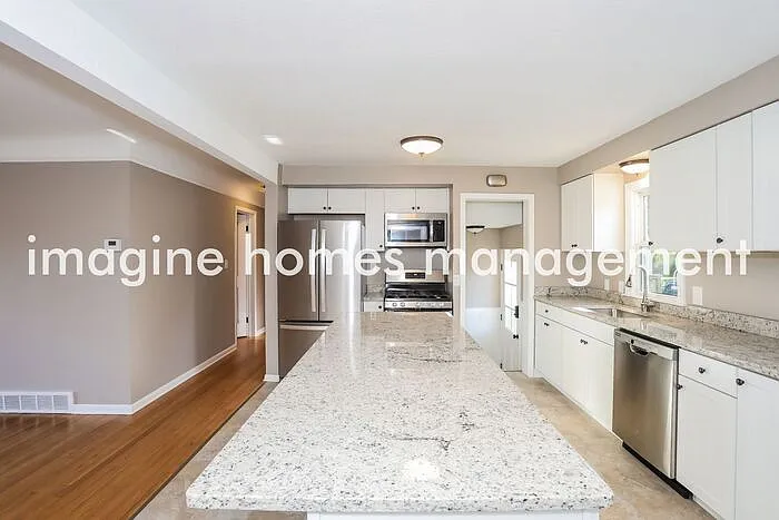 2541 Dale Ave — Photo 6