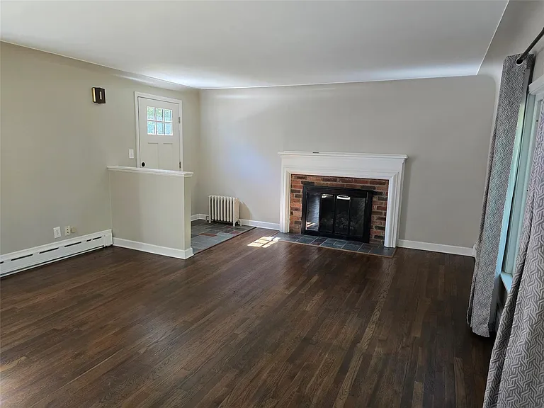 249 W Buell Rd E — Photo 54