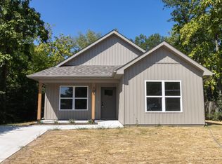 405 Pershing Rd, Columbia, MO 65203