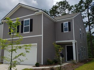 435 Coconut Dr, Bloomingdale, GA 31302