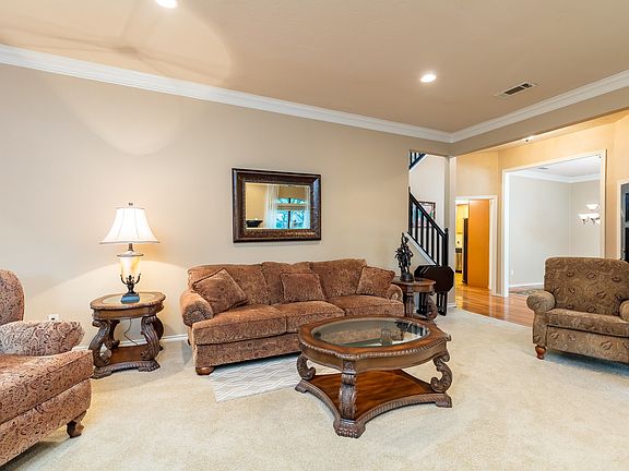 5th image of 5403 Sapphire Ct