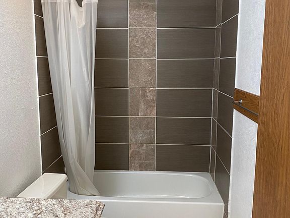 2nd image of 11420 Heritage Ct #2