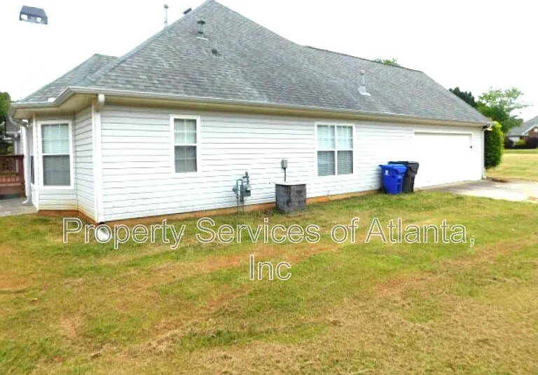 101 Moss Pointe Dr — Photo 32