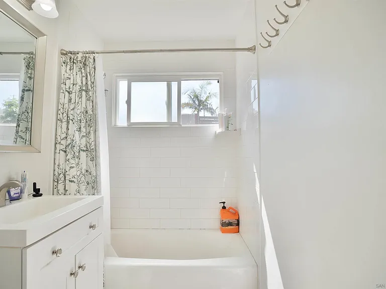 7203 Blackton Dr — Photo 9