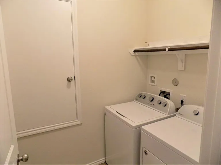 14635 Myrtle Point Dr — Photo 6