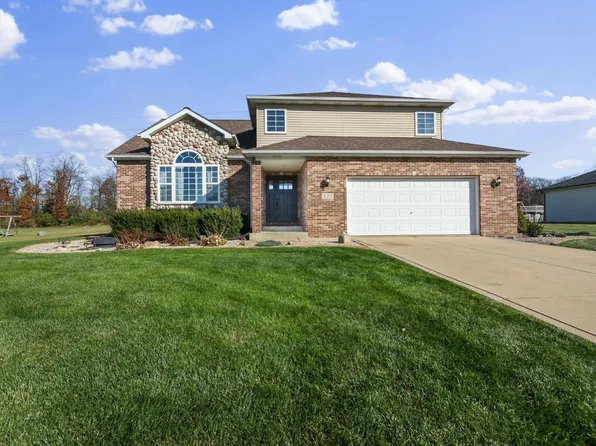 527 Scenic View Ave, Valparaiso, IN 46385