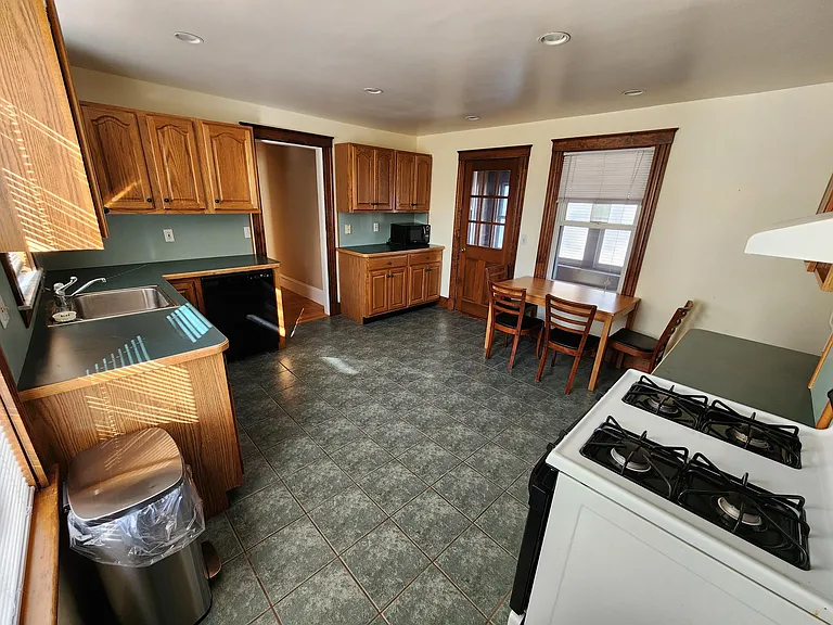 66 Brook St #2A — Photo 8