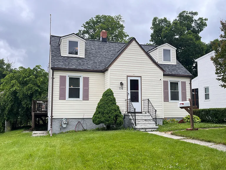16 Evans Ave — Photo 19
