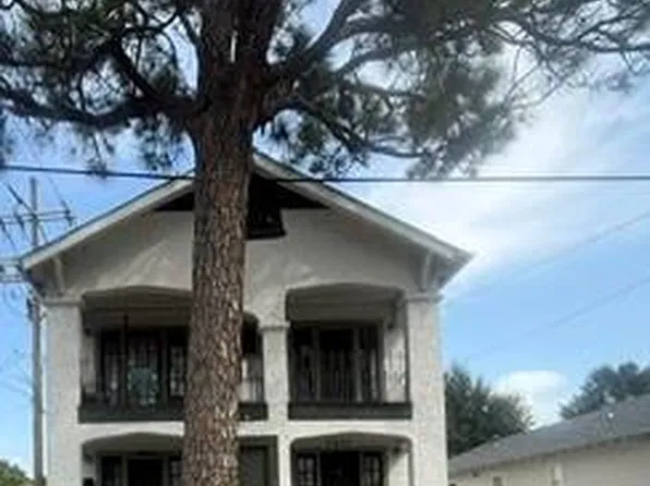 2937 Pine St, New Orleans, LA 70125
