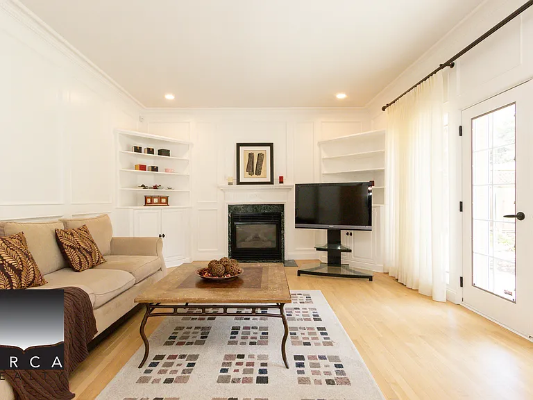 6858 Wiltshire St — Photo 15