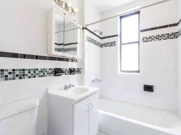 555 West 170th Street image 4 of 7