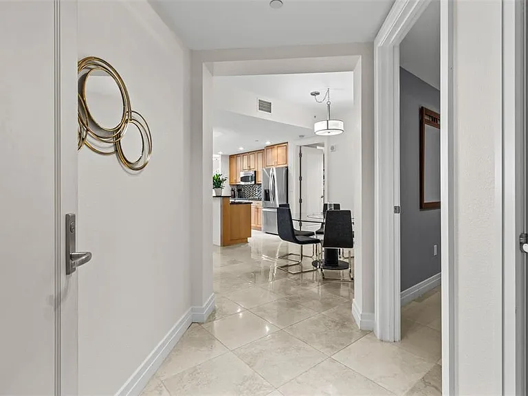 331 Cleveland St #2102 — Photo 13
