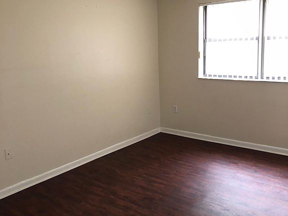 2nd image of 7110 NW 179th St APT 111