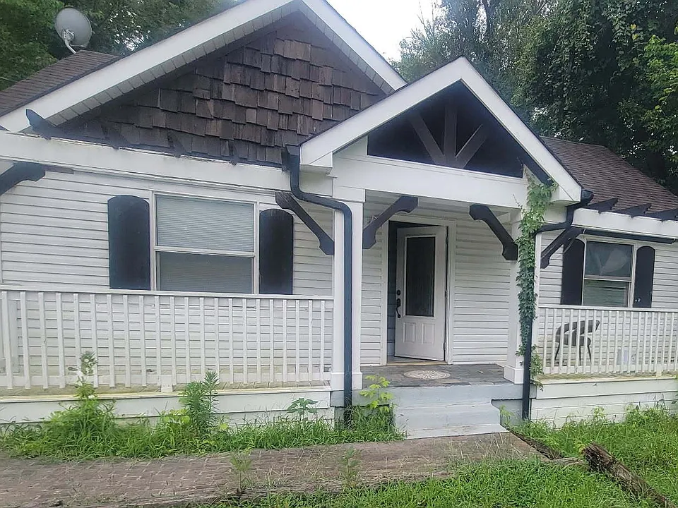 1055 Antioch Pike