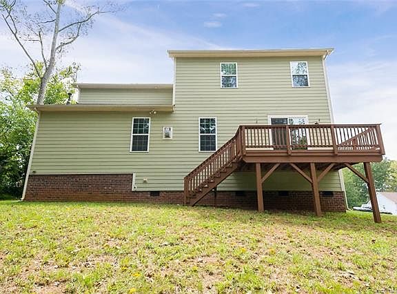 5th image of 3320 Hawthorne Ln