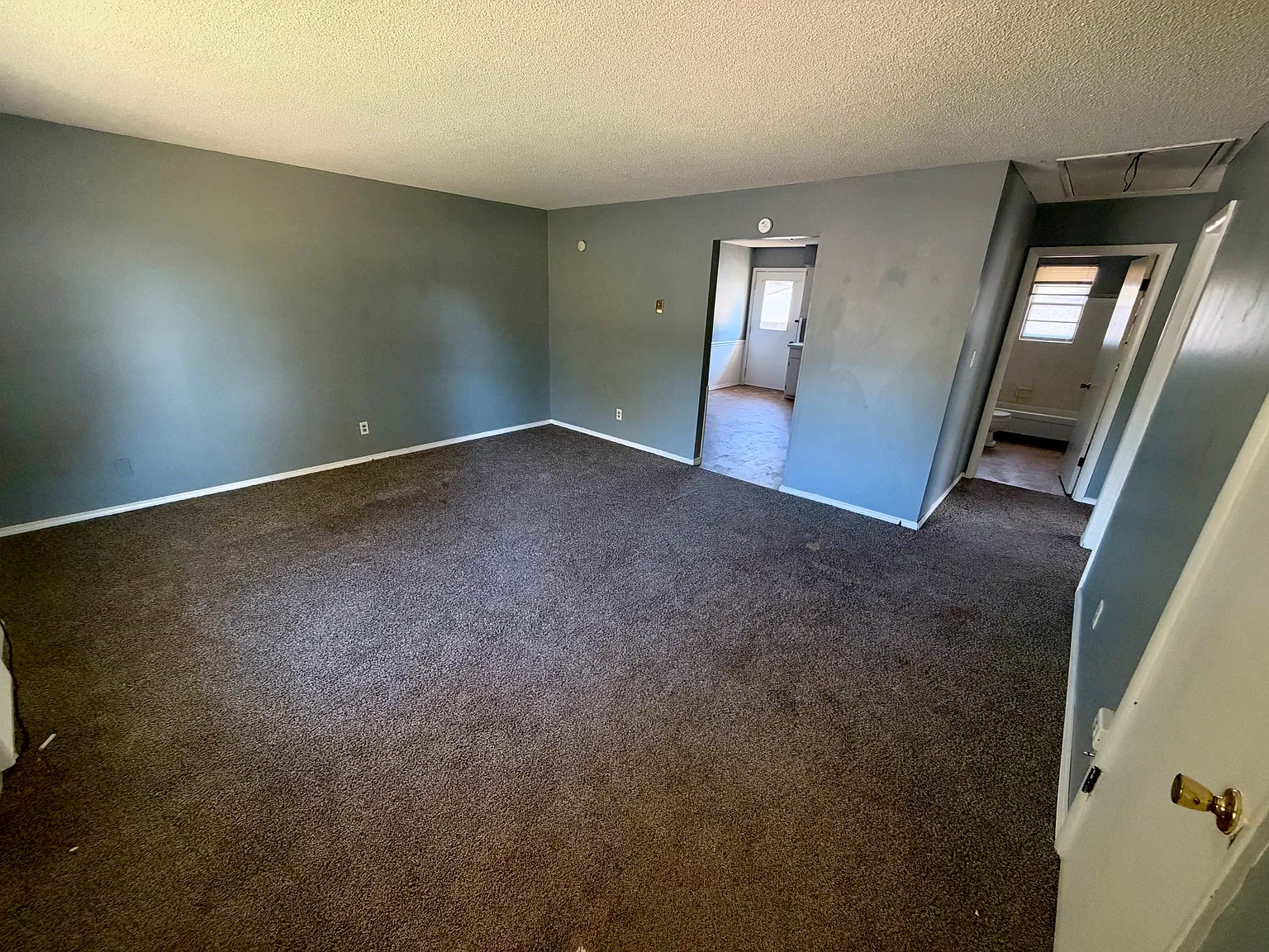 2 bed, $825 — Photo 3
