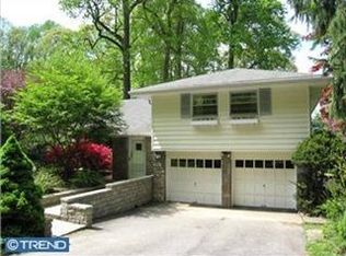 710 Berwyn Baptist Rd, Devon, PA 19333