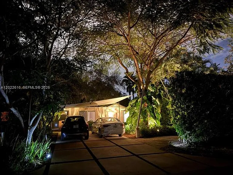 6851 SW 77th Ter — Photo 30