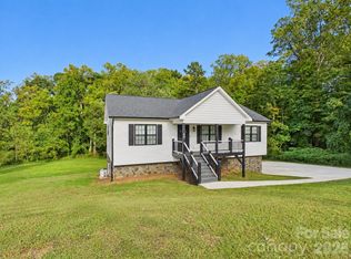 180 29th Avenue Pl NW, Hickory, NC 28601