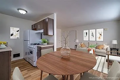 21 Dean Place — Photo 4