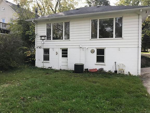 5th image of 5781 Comstock Ave
