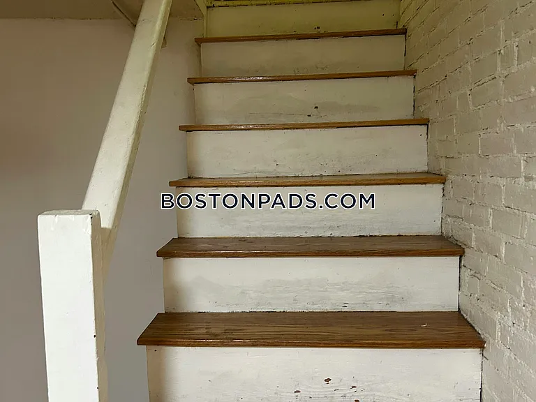 64 Pleasant St #1 — Photo 42