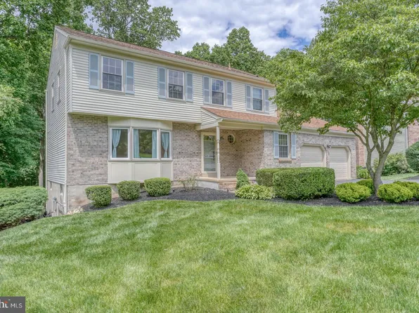 821 Jasmine Dr, Wilmington, DE 19808