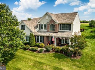 100 Clover Hill Ln, Spring City, PA 19475