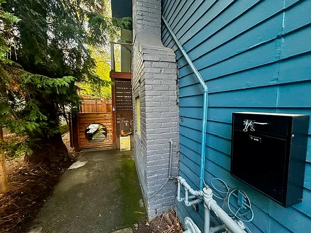 34th - B — Photo 3