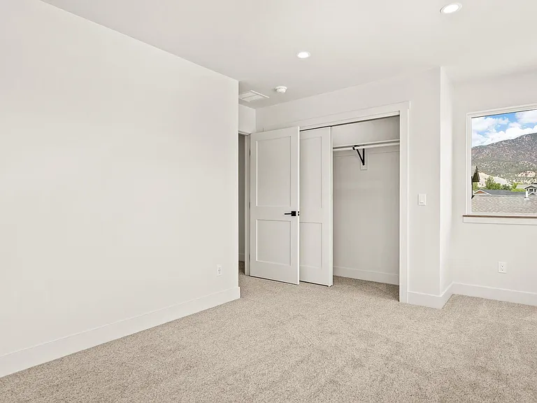 34 Mount Yale Ct — Photo 21
