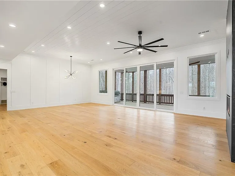 555 Lower Birmingham Rd — Photo 22