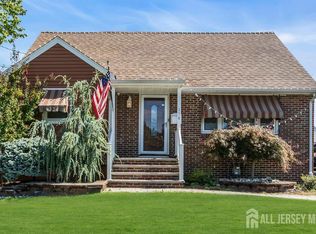 370 6th St, South Amboy, NJ 08879