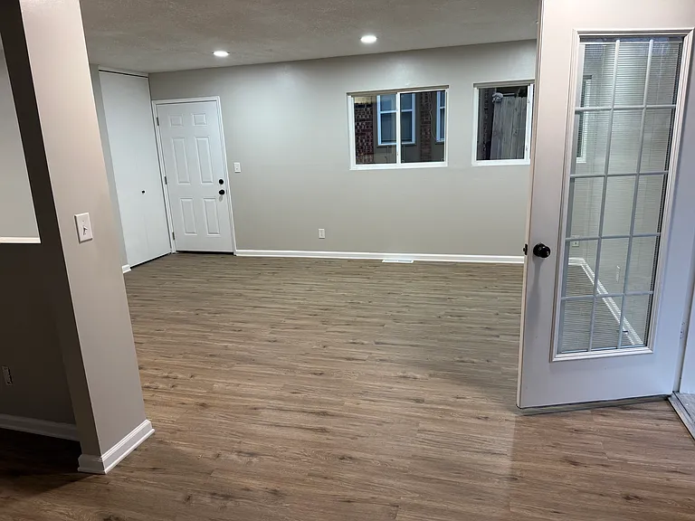 8327 Grandview Ln #8329 — Photo 2